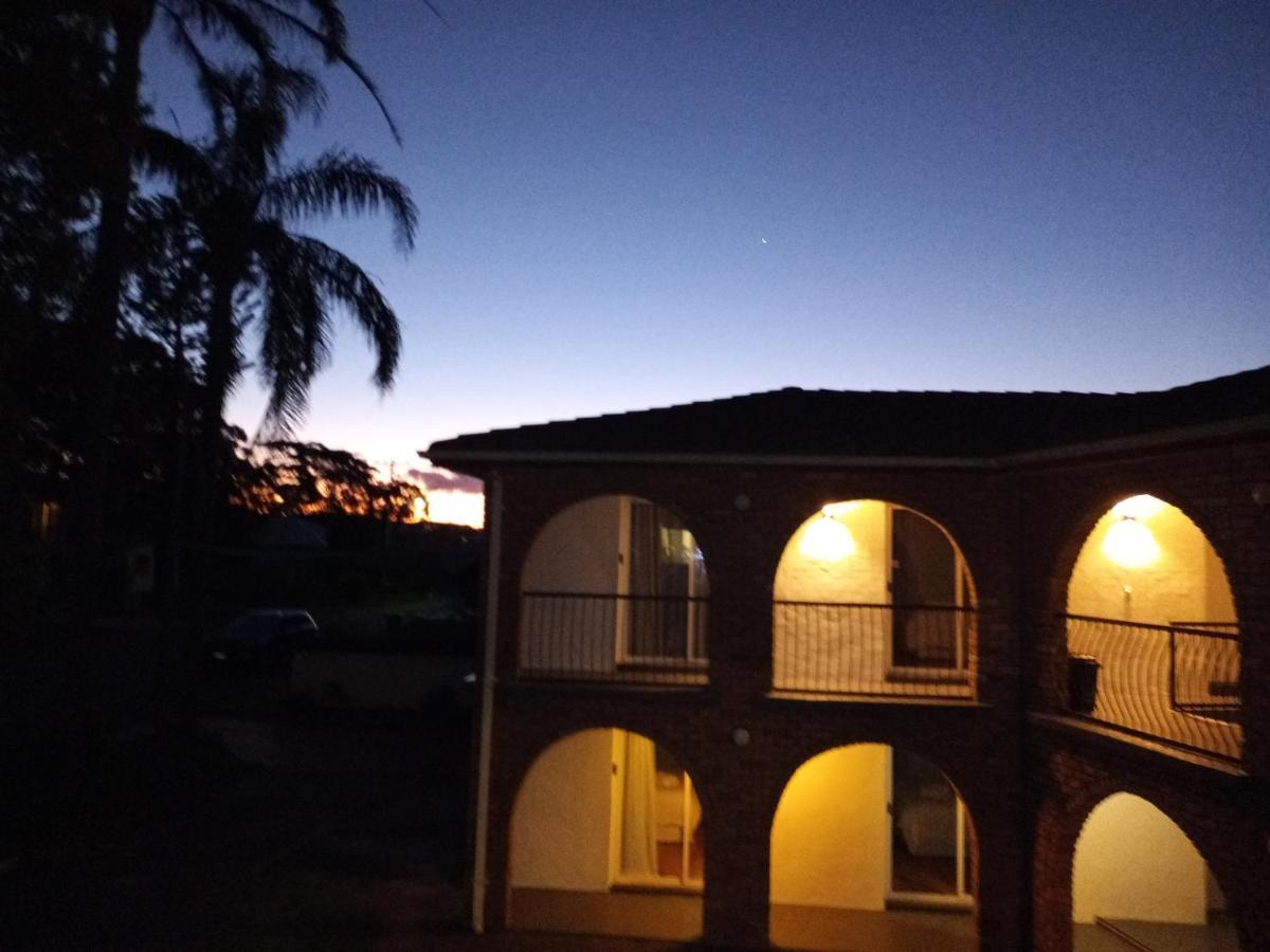 Bay House Motel Bateau Bay Exterior photo